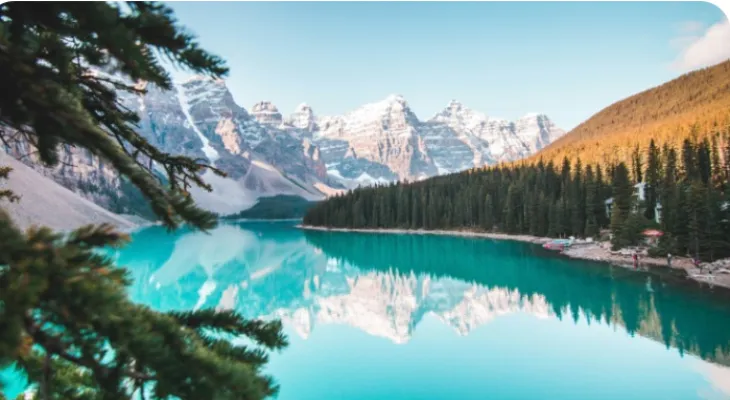تصنيف بحيرة Moraine Lake الكندية الأجمل في العالم