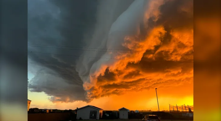 Numerous key warnings about the weather have been issued across Canada.