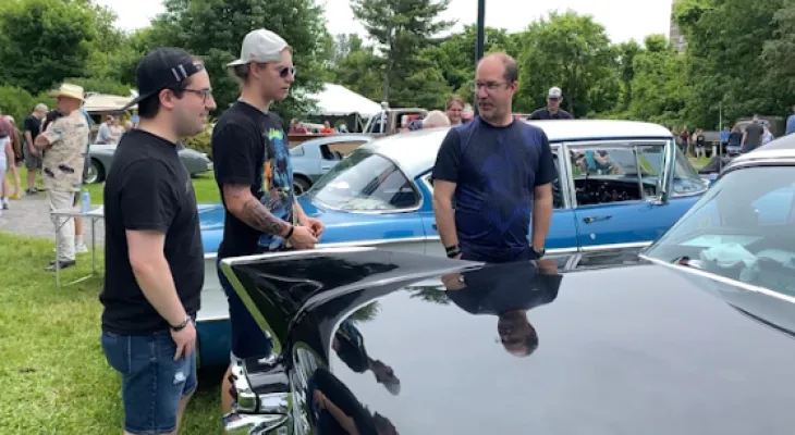 Les pères d'Ottawa célèbrent la fête des pères avec la famille et les traditions