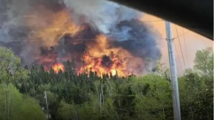 Canada.. préparatifs pour évacuer une prison à haute sécurité en raison d'un incendie de forêt