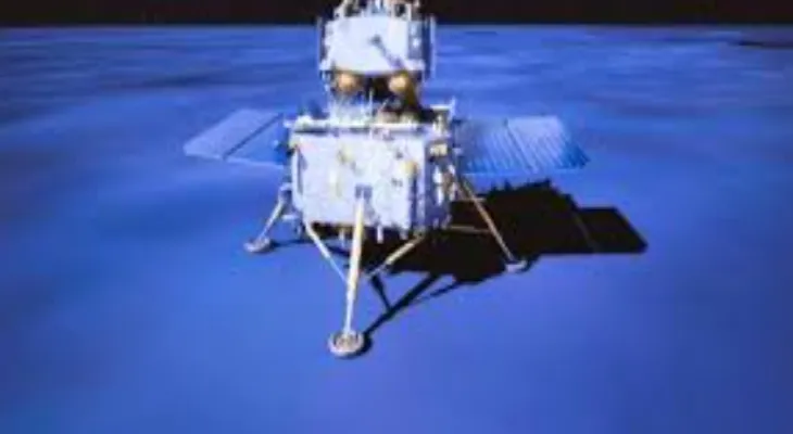 The Chinese probe returns to Earth carrying rock samples from the far side of the Moon.