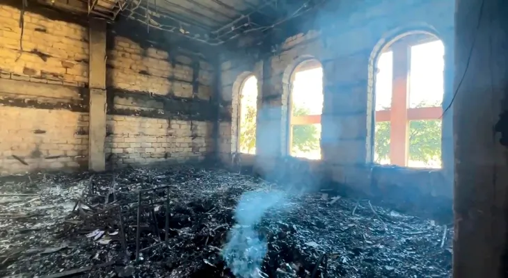 Hausse du nombre de morts lors de l'attaque sanglante en Daghestan, Russie, à 21 morts