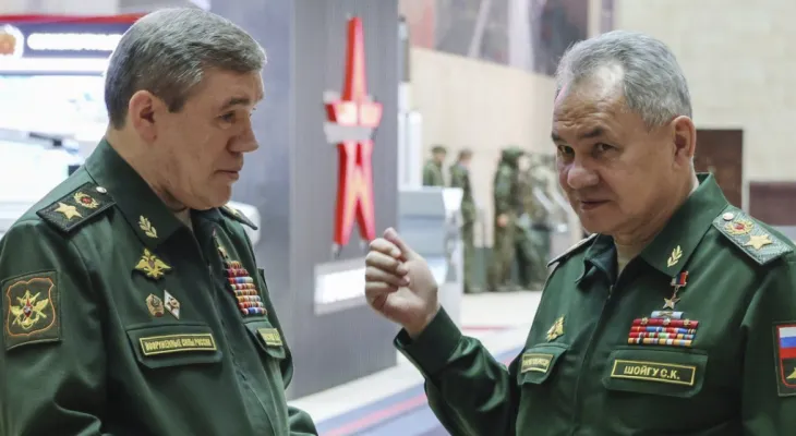 La Cour internationale cherche à arrêter les responsables russes pour des attaques contre des cibles civiles ukrainiennes.