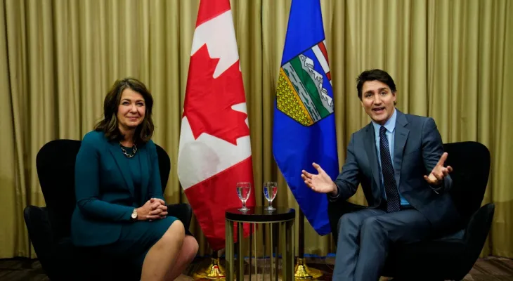 Smith à Trudeau : L'Alberta se retire du plan fédéral de soins dentaires