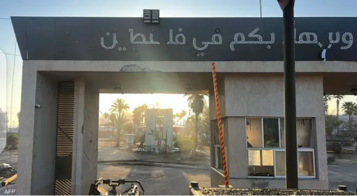 Chaîne 12 hébraïque : Plans israéliens pour construire un nouveau passage de Rafah du côté palestinien