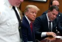 La Cour suprême américaine statue sur l'immunité de Trump contre les poursuites pour ses actes officiels.