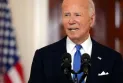 Biden s'engage à rester dans la course présidentielle et s'efforce de rassurer les démocrates