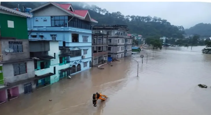 Plus de 50 personnes tuées et 1,5 million d'autres affectées par des inondations dans le nord-est de l'Inde