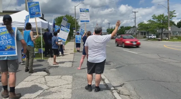 LCBO workers are on strike for the second day in Ottawa