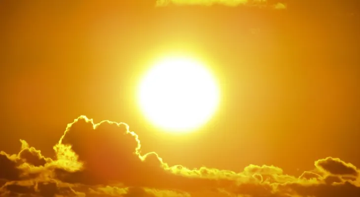 Warning of rising temperatures across Alberta, with forecasts exceeding thirty degrees.