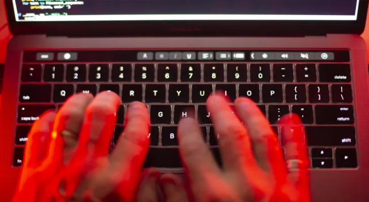 Canada warns of fake Russian personas supported by artificial intelligence that spread misinformation online.