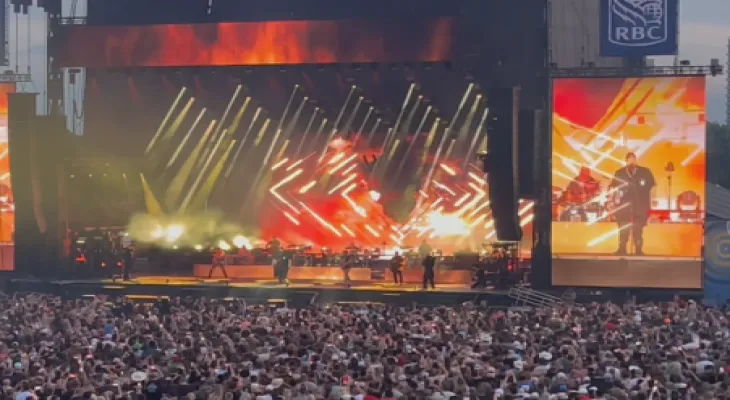 Ottawa Bluesfest plans to proceed with tonight's concerts despite heavy rain.