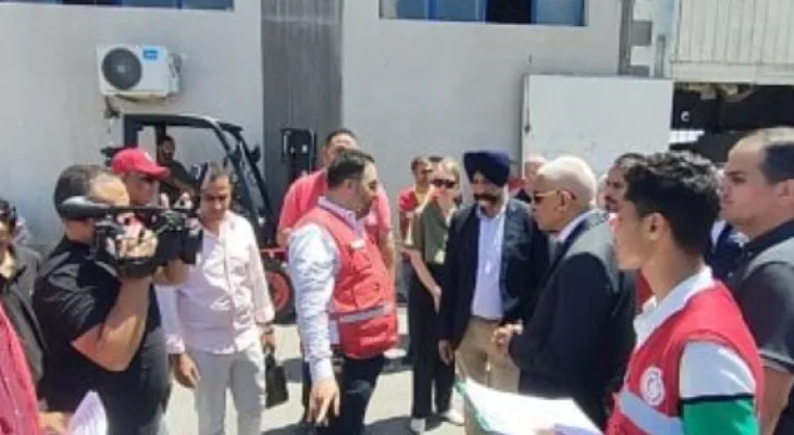 The Canadian Deputy Minister of Immigration visits the Rafah crossing from the Egyptian side.