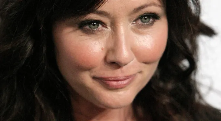 Actress Shannen Doherty passes away after a long battle with illness at the age of 53.