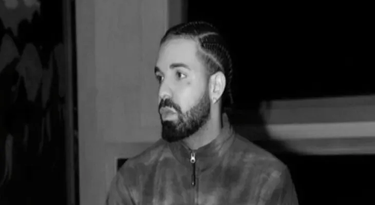 The famous singer Drake's mansion is sinking due to heavy rains in Canada.