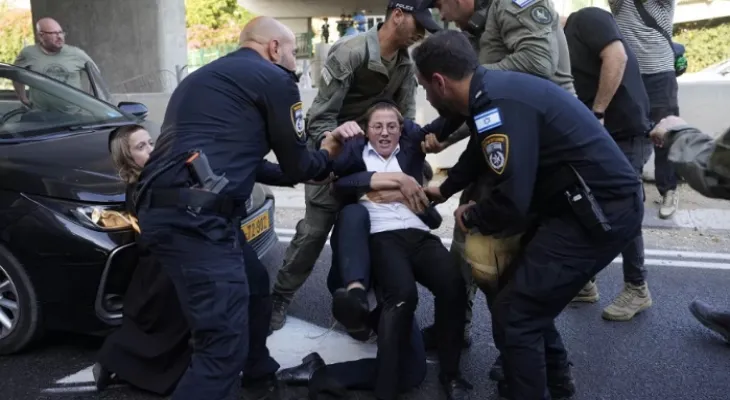 Military service call-ups cause clashes between ultra-Orthodox Jews and the Israeli police.