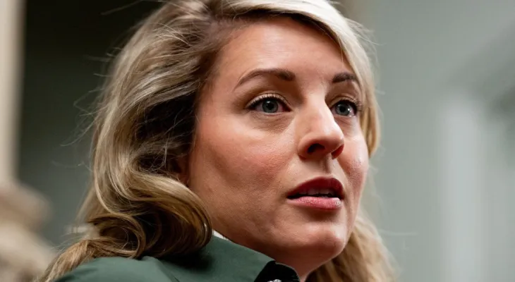 Canadian Foreign Minister Mélanie Joly visits China