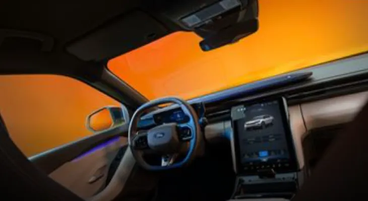 Ford intends to invest $3 billion in Canada to manufacture the Super Duty pickup truck.