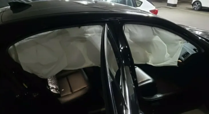 A man from Ottawa has been waiting for nearly a year for the car to be repaired at the Acura dealership.
