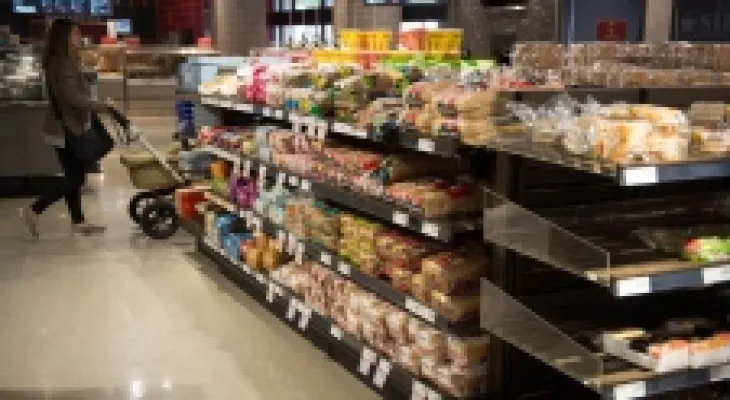 Loblaw and George Weston agreed to pay $500 million in the bread price-fixing lawsuit.