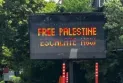 Des pirates informatiques piratent des panneaux électroniques à Montréal diffusant des slogans pro-Palestine