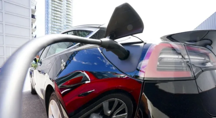 Umicore suspends construction of a $2.76 billion battery materials plant in Ontario.