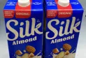 Recording more listeria infection cases amid an outbreak linked to the withdrawal of plant-based milk from the markets.