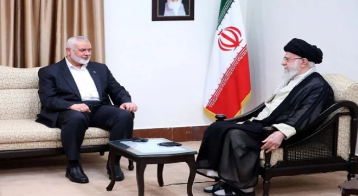 Le Guide suprême iranien après l'assassinat de Haniyeh : Il est de notre devoir de venger son sang.