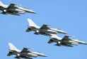 L'Ukraine reçoit ses premiers avions de chasse F-16 pour renforcer ses défenses contre la Russie