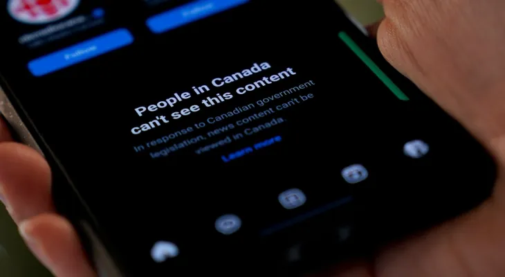 La radio et la télévision canadiennes réclament à Ottawa plus de preuves concernant le respect par Meta de la loi sur la régulation des actualités en ligne.
