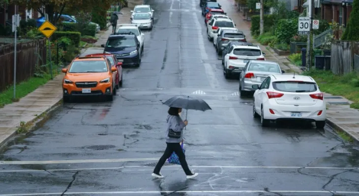 Forecasts of heavy rain in Toronto over the next 24 hours.