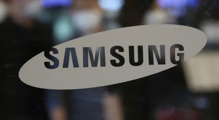 Samsung recalls one million ovens that allow pets to start fires in homes.