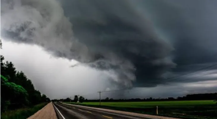 Expectations of thunderstorms and rising temperatures in several Canadian provinces