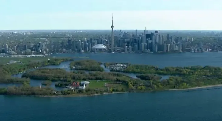 The increase in levels of E. coli bacteria at one of Toronto's beaches