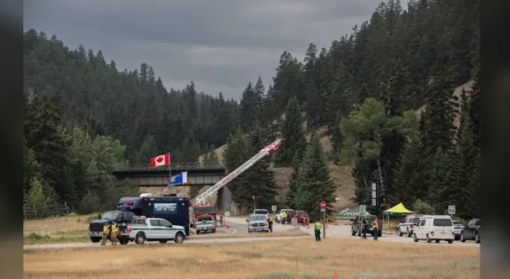 Days after the wildfires evacuation ended...Jasper is making progress on the road to returning to normalcy.