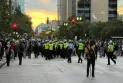 Arrestation de 55 personnes après des affrontements avec la police devant le consulat israélien à Chicago