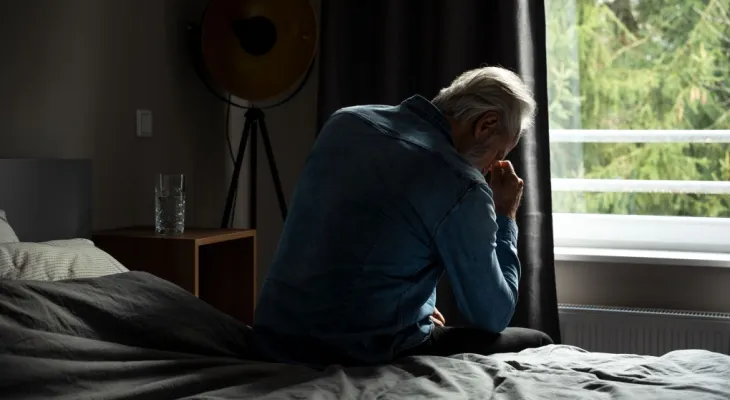 Étude : lien entre le coronavirus et l'augmentation du risque de dépression, d'anxiété, de trouble de stress post-traumatique et d'autres conditions, avec un impact plus important chez