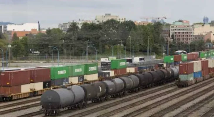 The Federal Labor Council orders railway employees to return to work.