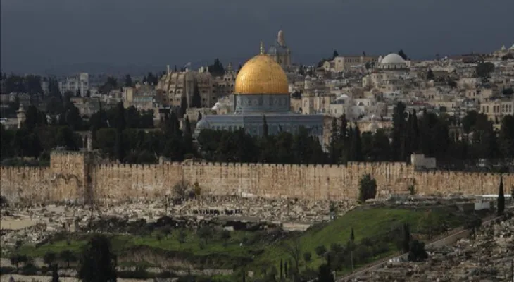 Les Émirats condamnent fermement la déclaration d'un ministre israélien sur l'établissement d'une synagogue juive dans la mosquée Al-Aqsa.