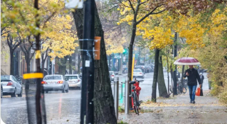 Canadian Environment Agency forecasts for temperatures and climatic conditions in Canada.