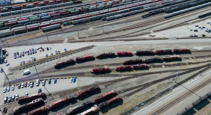 Echoes of some current points of contention during the tracking of the history of railway closures in Canada