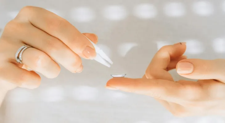 Withdrawal of contact lenses in Canada due to "quality issue"