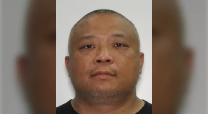 Arrest warrant issued across Canada for the suspect in the murder of a Toronto real estate agent.