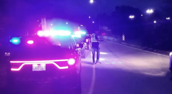 Ottawa police arrest driver watching TikTok while driving