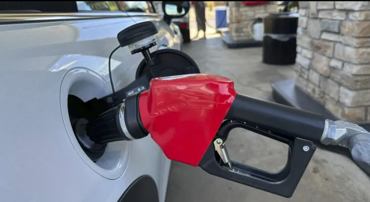 Ottawa: Gas prices are rising again to exceed 150 cents per liter.