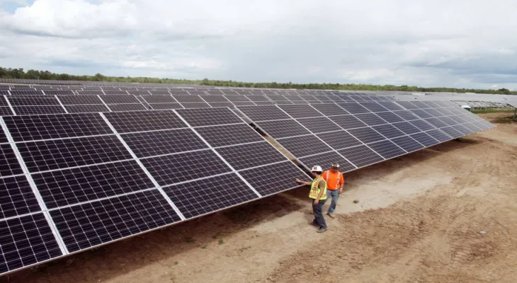 Canada: The renewable energy sector receives new financial support.