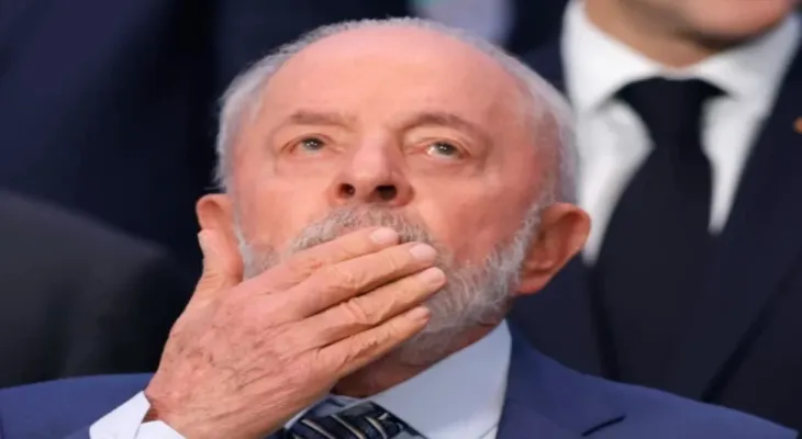 Arrest of 5 soldiers who attempted to poison Brazilian President da Silva.