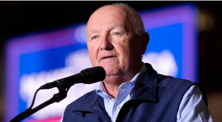 The elected American president nominates Pete Hoekstra to be the ambassador of the United States to Canada.