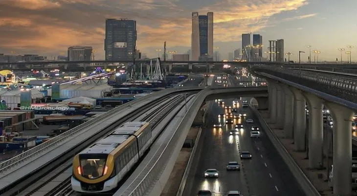 Métro de Riyad.. le roi Salman inaugure le plus grand projet au monde construit simultanément