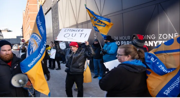 The negotiations between Canada Post and the union continue to stall amid diverging demands.